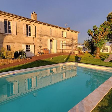 L'Hermitage D'Alienor Lugon et l'Ile du Carney Bagian luar foto